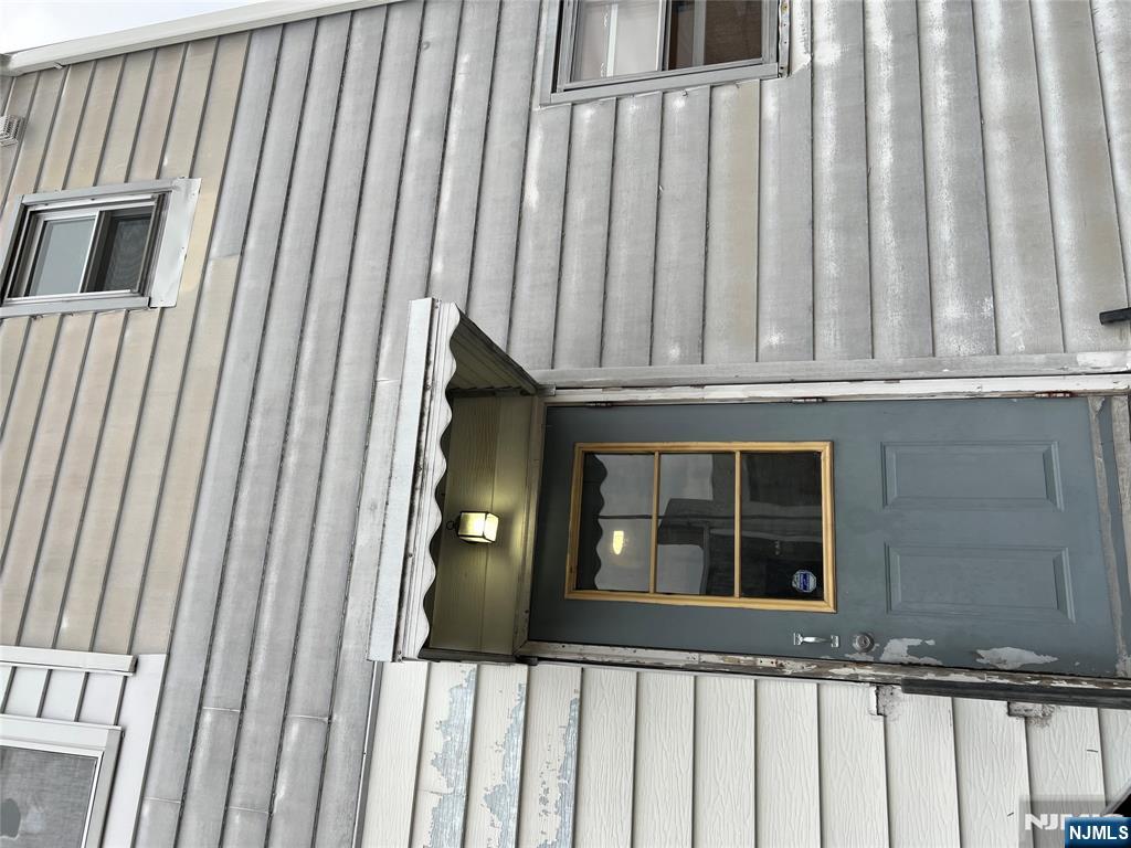36 Edison Street