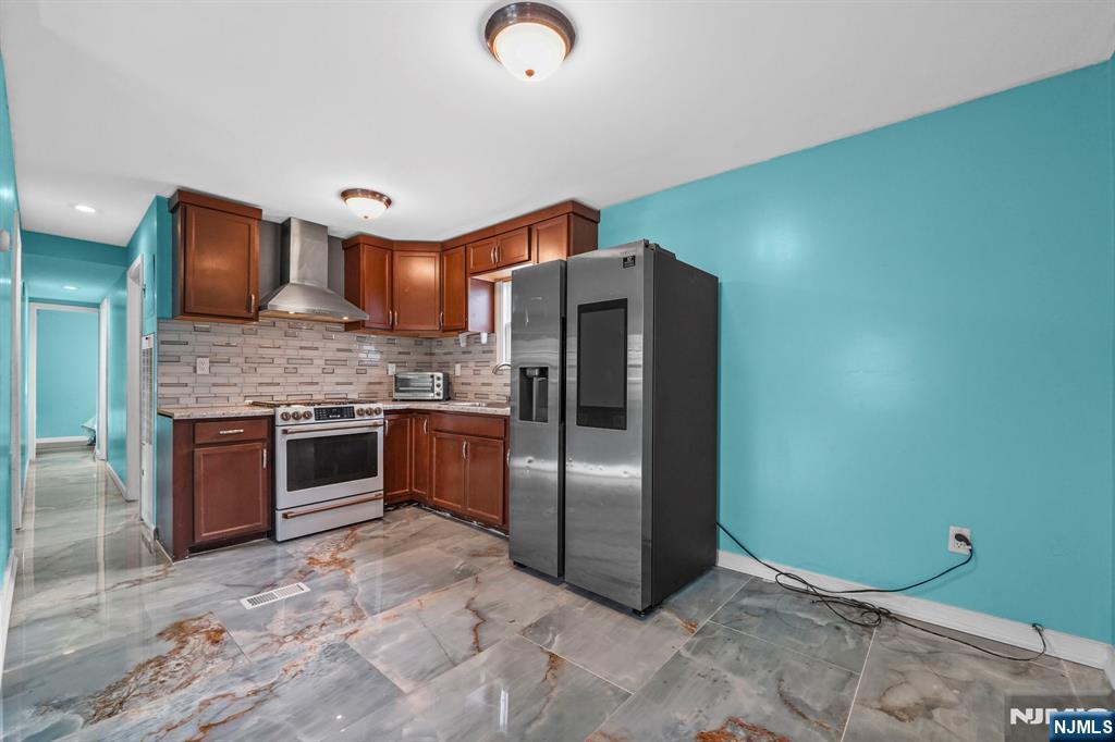 21 Helen Drive - Photo 3