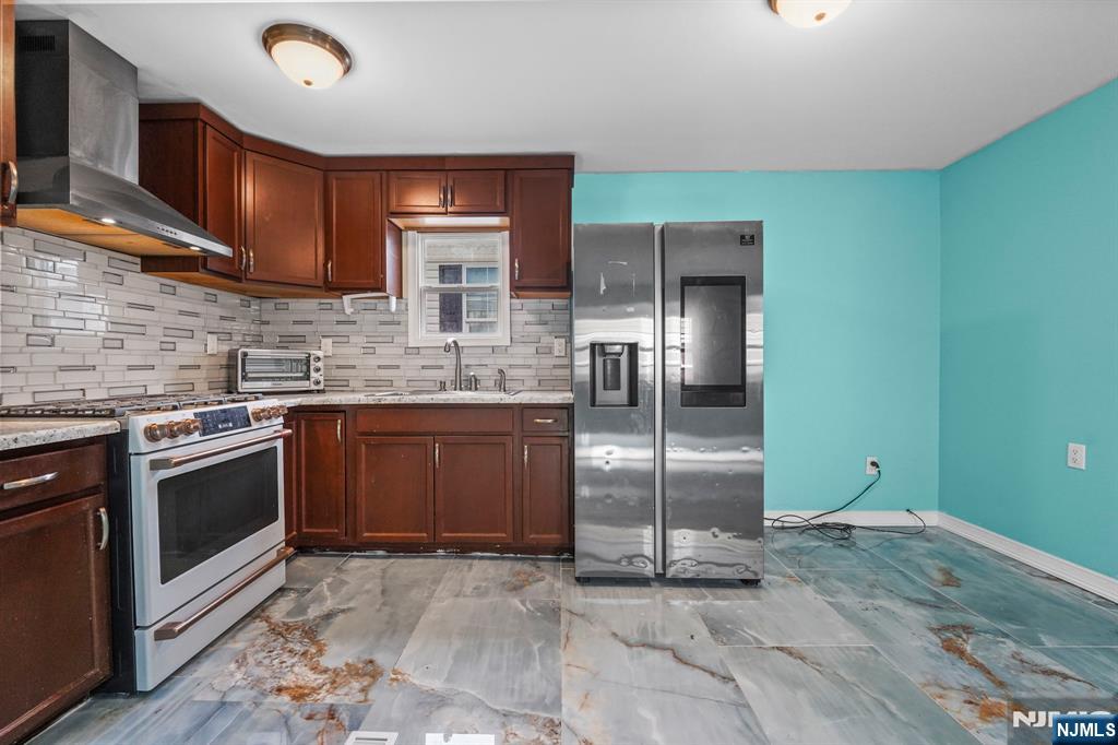 21 Helen Drive - Photo 4