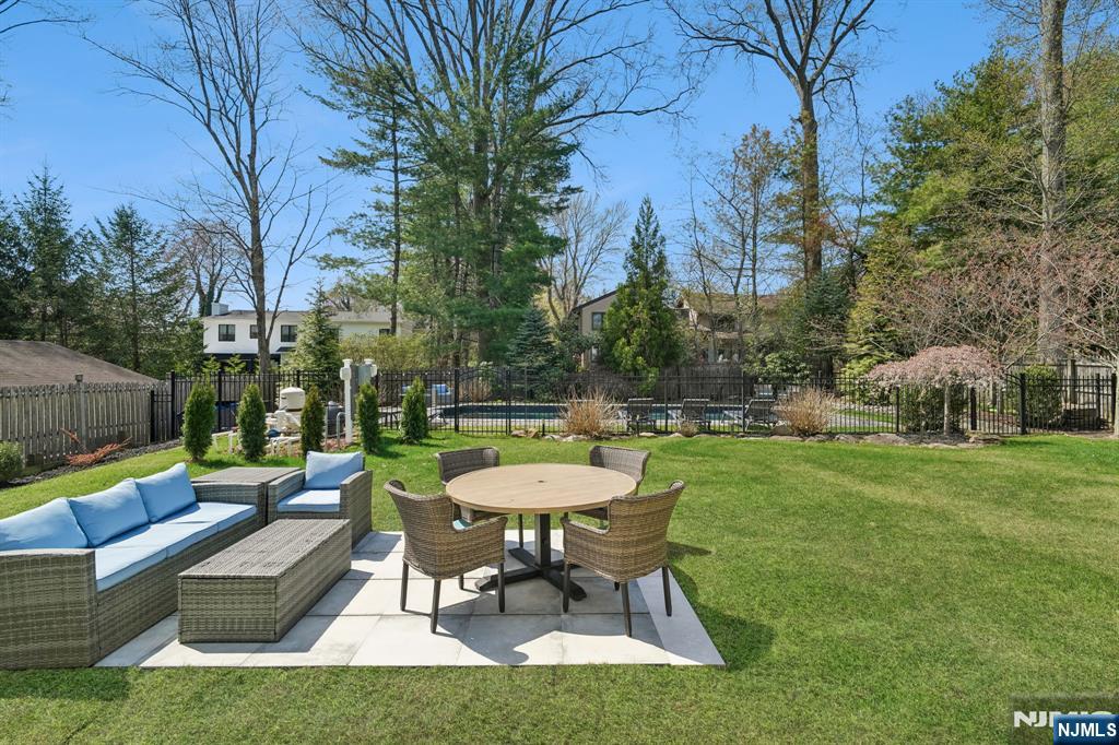 45 Meadow Street - Photo 2