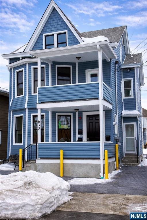 633 Lafayette Avenue - Photo 1