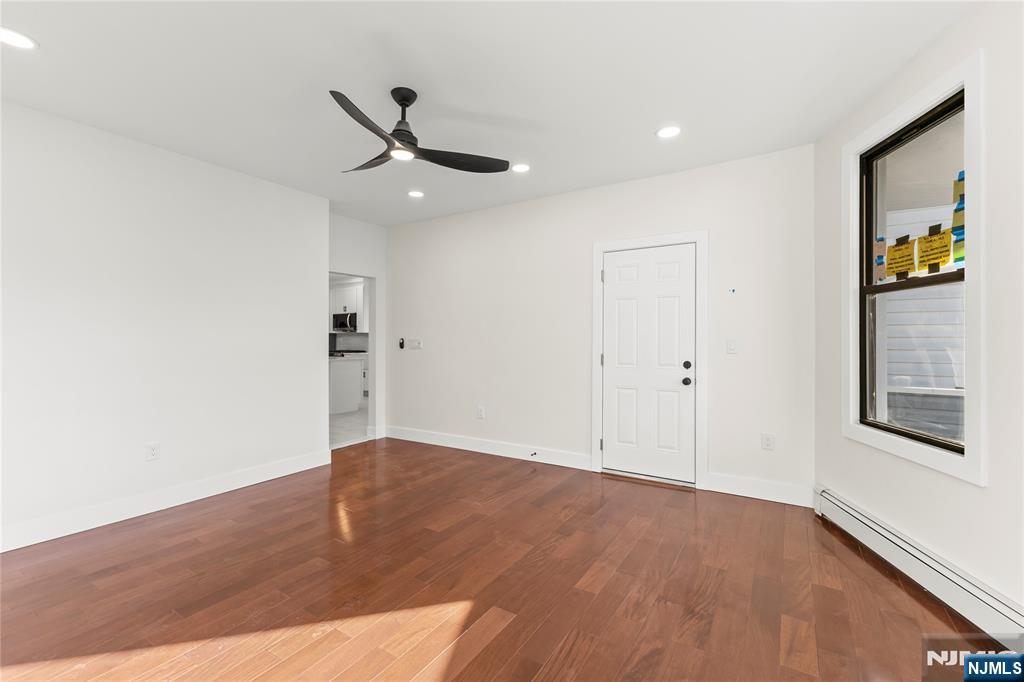 633 Lafayette Avenue — photo 7