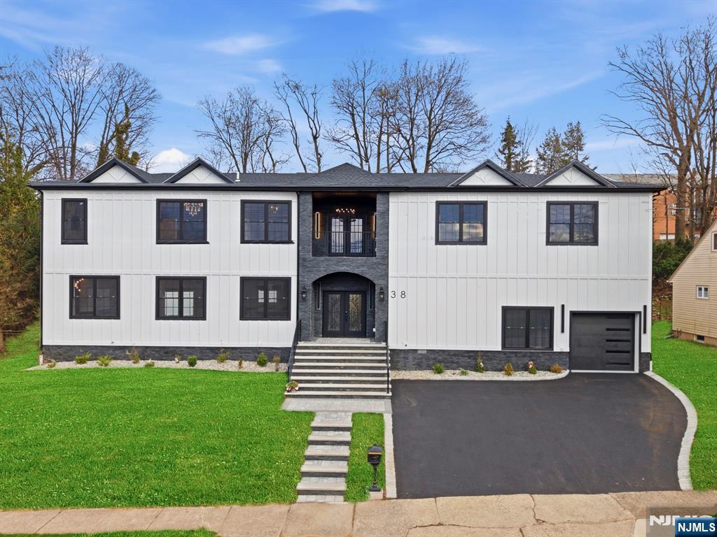 38 Pershing Place - Photo 1