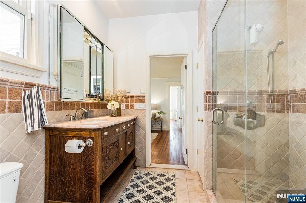 109 Clarewill Avenue