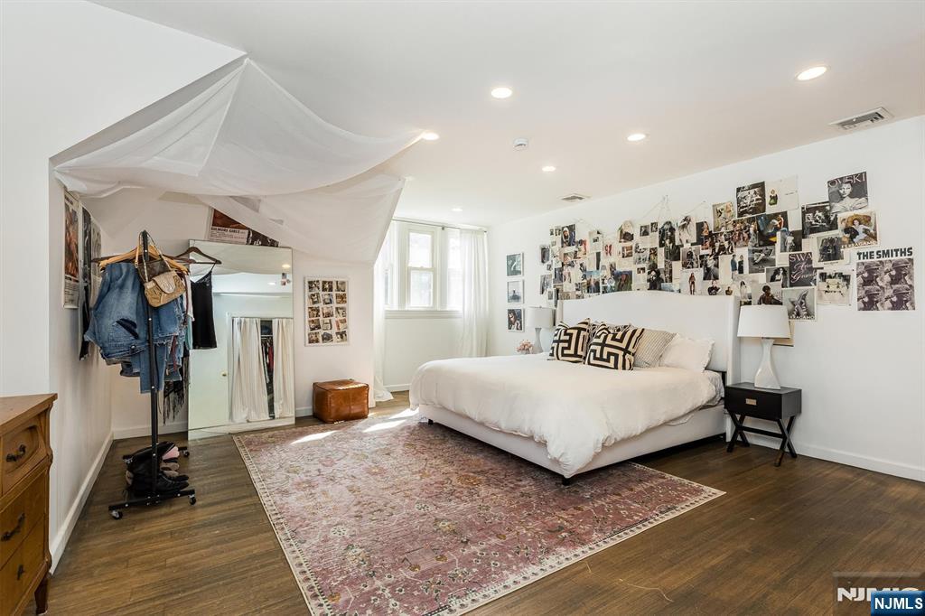 109 Clarewill Avenue