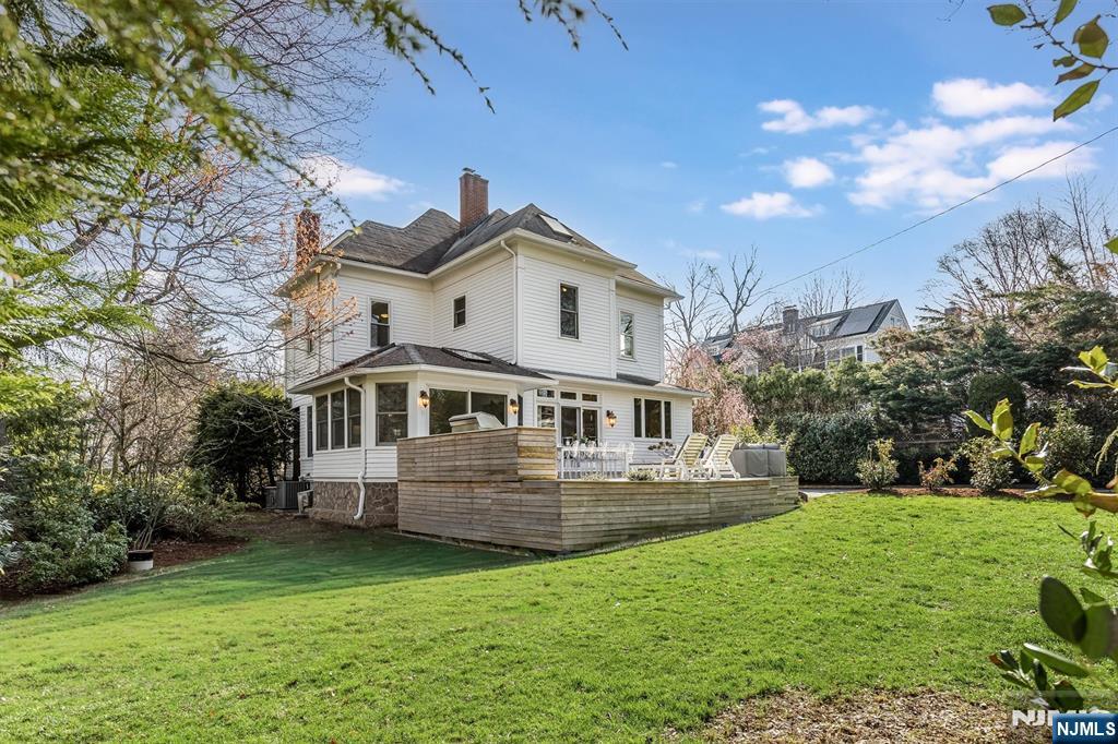 109 Clarewill Avenue