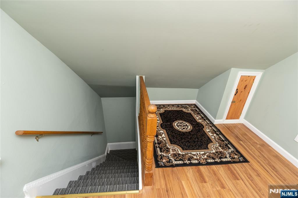 852 Springfield Avenue