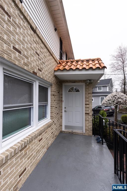 852 Springfield Avenue