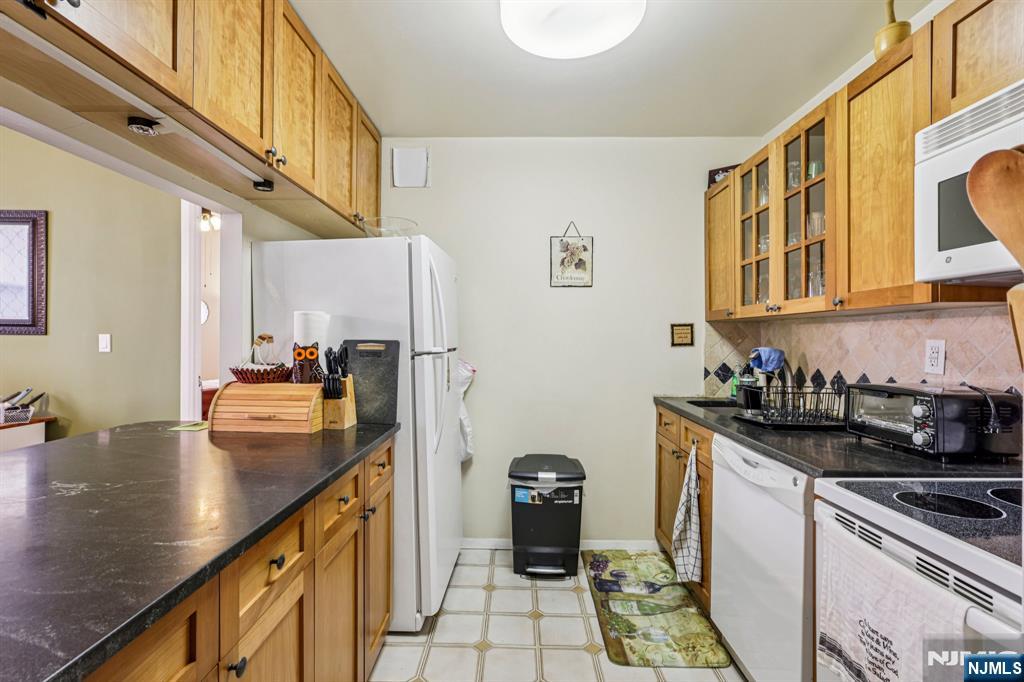 111 Mulberry Street UNIT 2-V, Newark, NJ, 07102