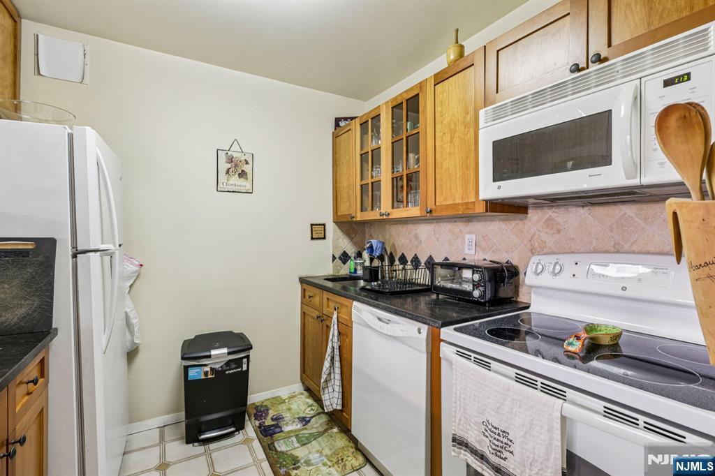 111 Mulberry Street UNIT 2-V, Newark, NJ, 07102
