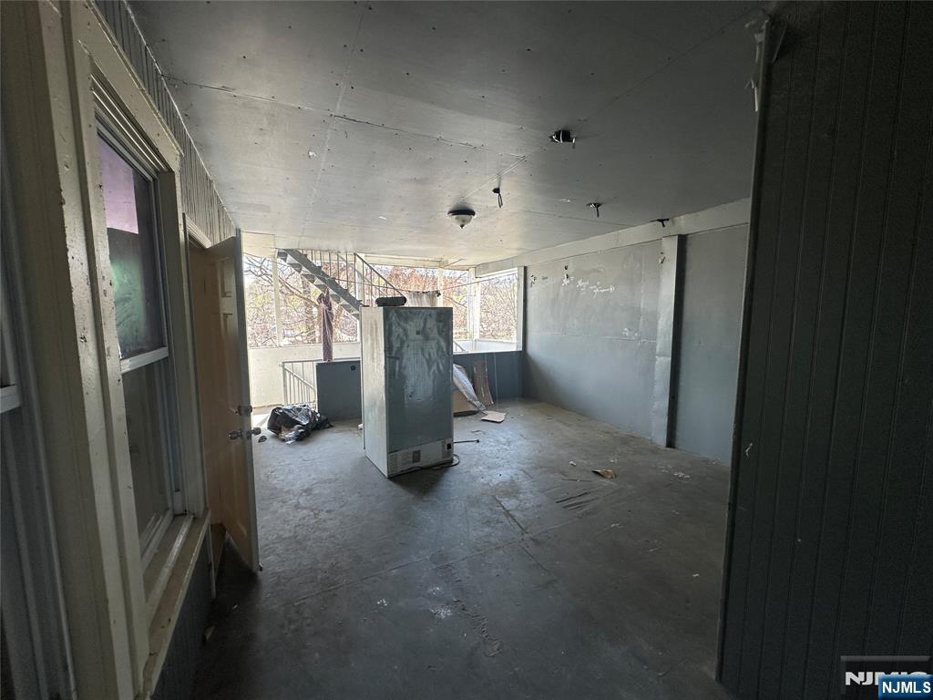 84 Front Street - Photo 15