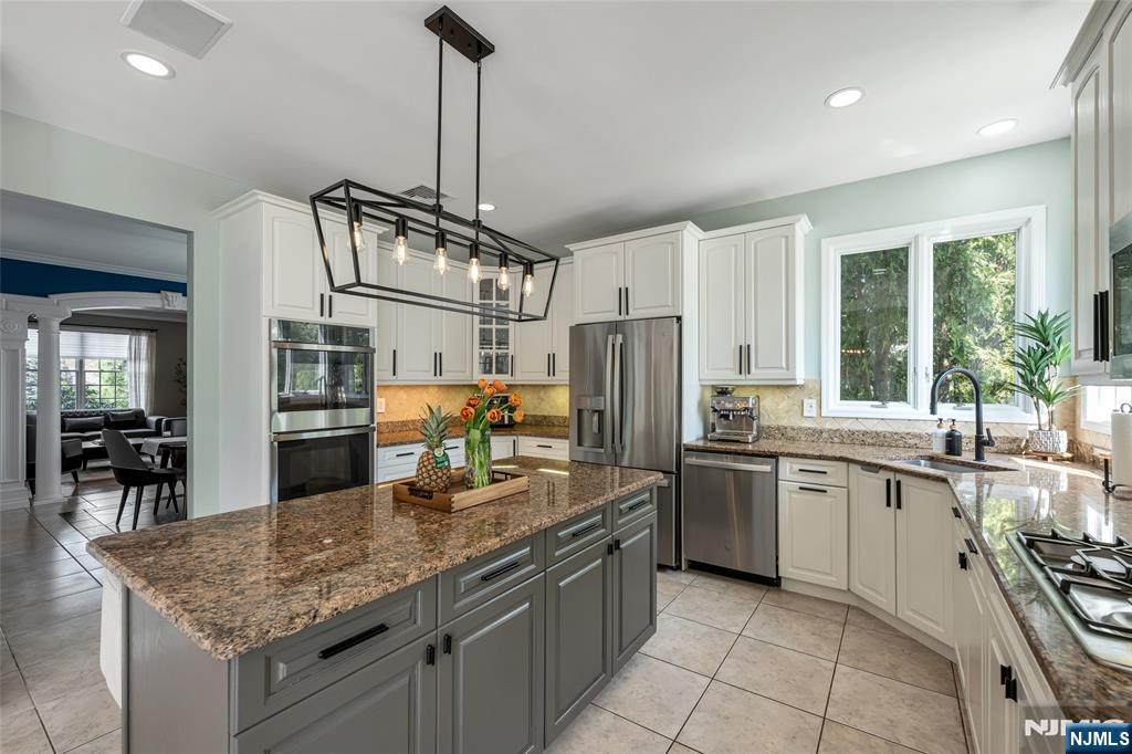 18 Renshaw Drive, Montville Township, NJ, 07045