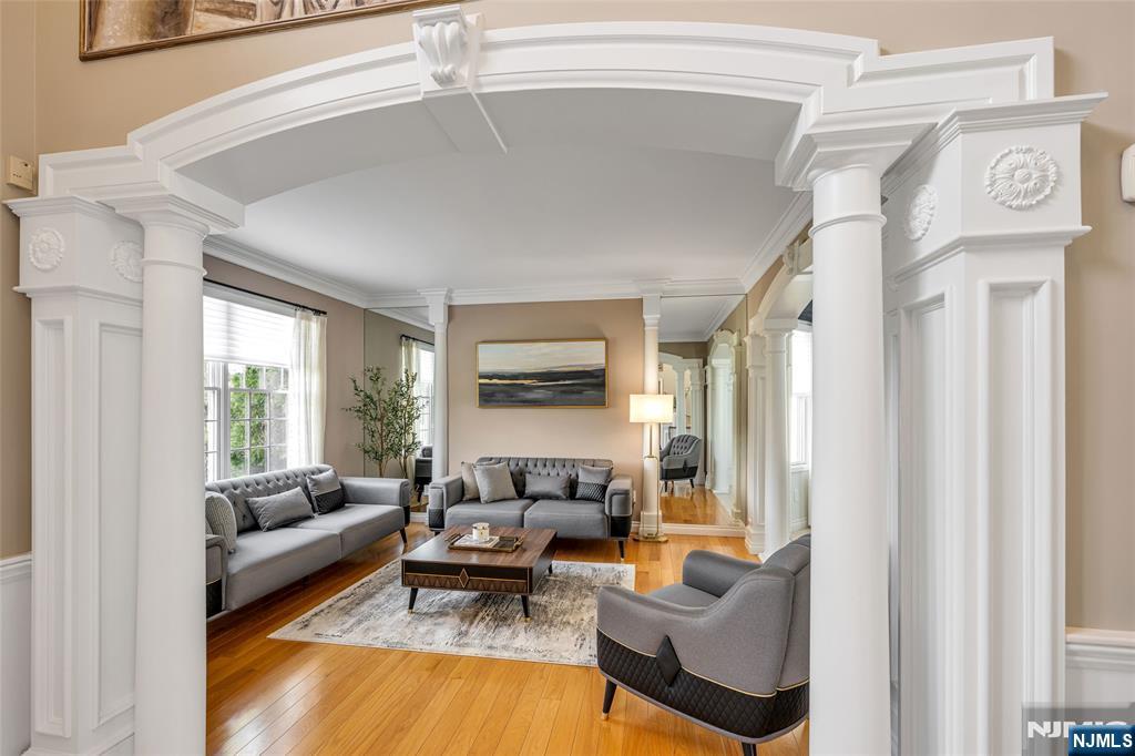 18 Renshaw Drive, Montville Township, NJ, 07045