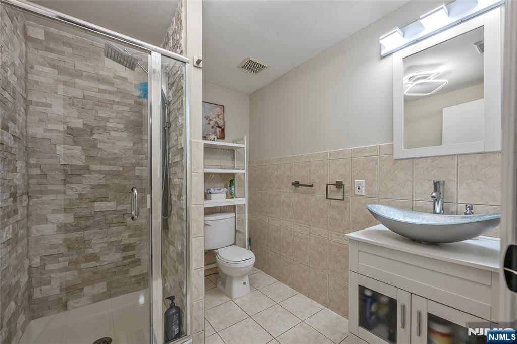 18 Renshaw Drive, Montville Township, NJ, 07045