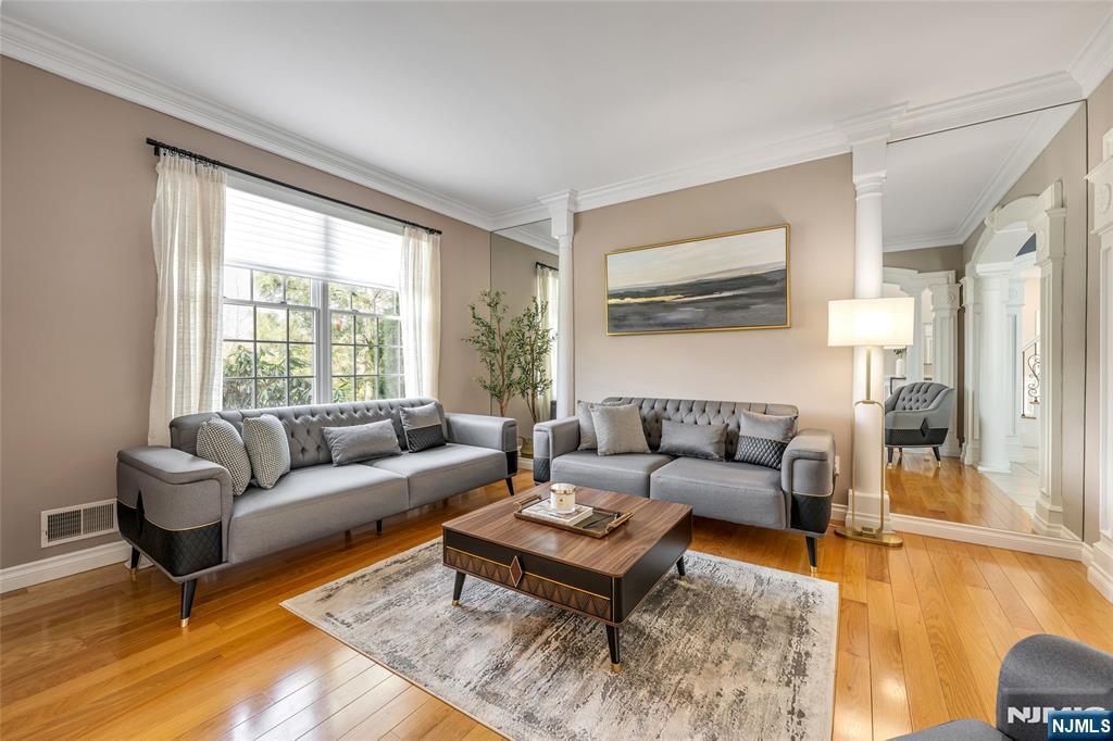 18 Renshaw Drive, Montville Township, NJ, 07045