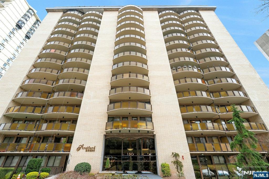 504 Springfield Avenue, Newark, NJ, 07103