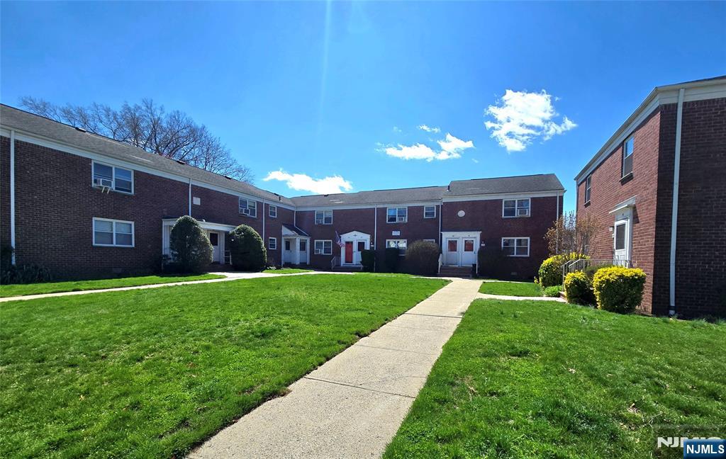 479 Maple Hill Drive #42