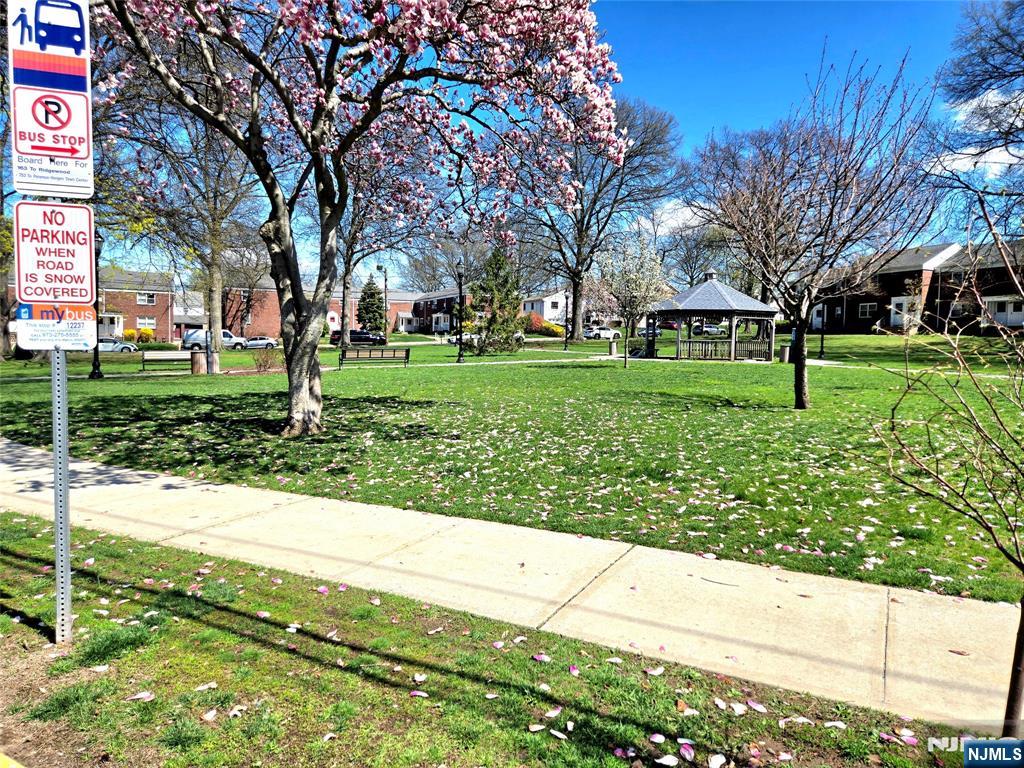 479 Maple Hill Drive #42