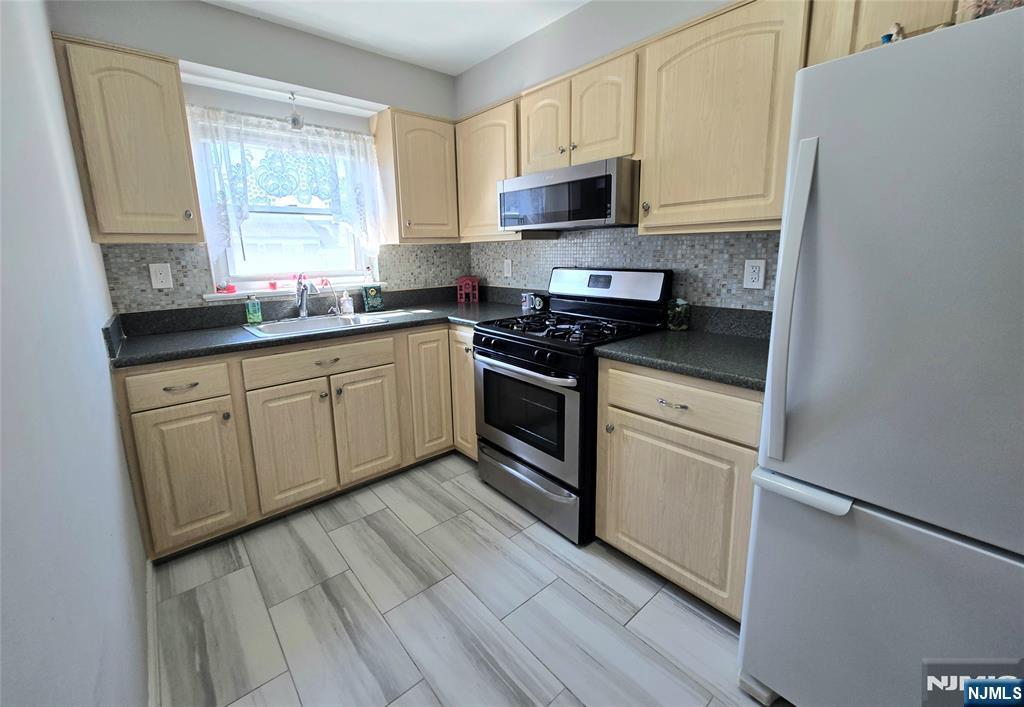 479 Maple Hill Drive #42