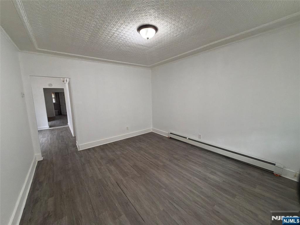 70 Welland Avenue - Photo 2