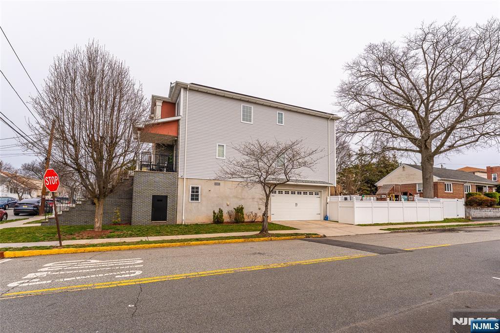 38 Center Street - Photo 3