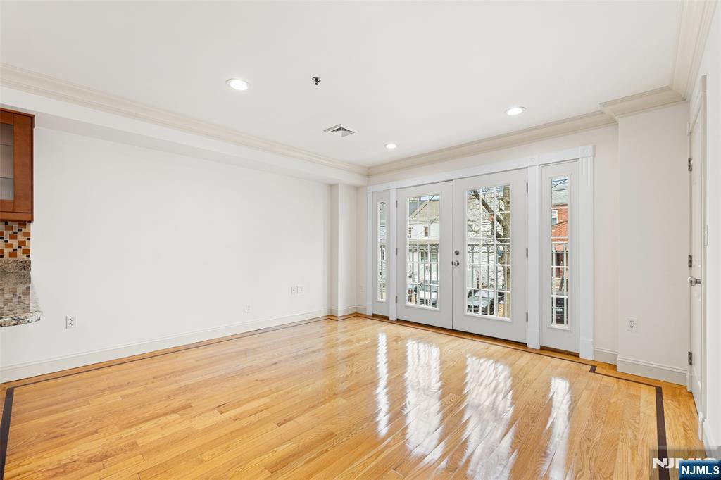 317 11th Street UNIT 2, Union City, NJ, 07087