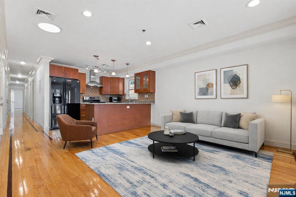 317 11th Street UNIT 2, Union City, NJ, 07087