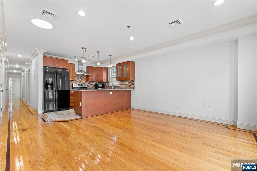 317 11th Street UNIT 2, Union City, NJ, 07087