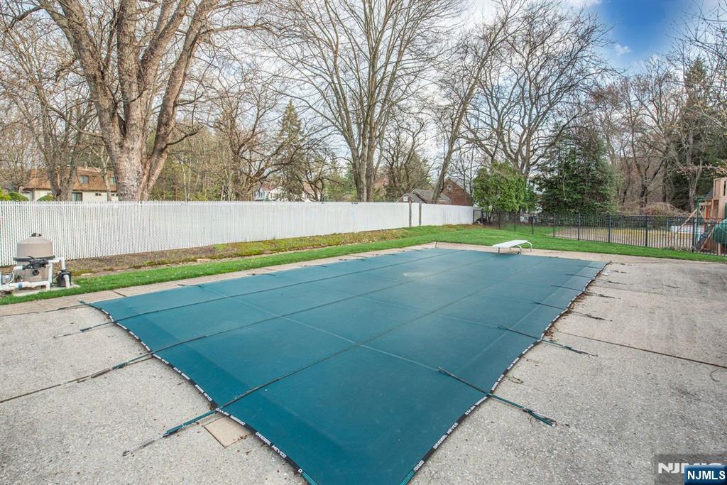 8 Cypress Court