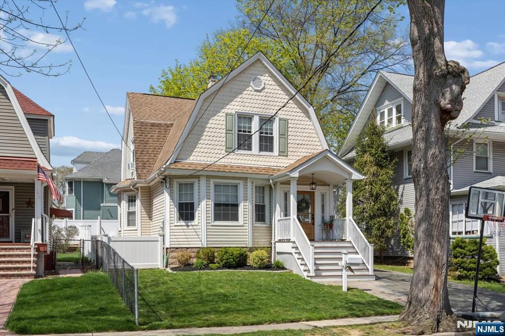 36 Hasbrouck Place, Rutherford, NJ, 07070