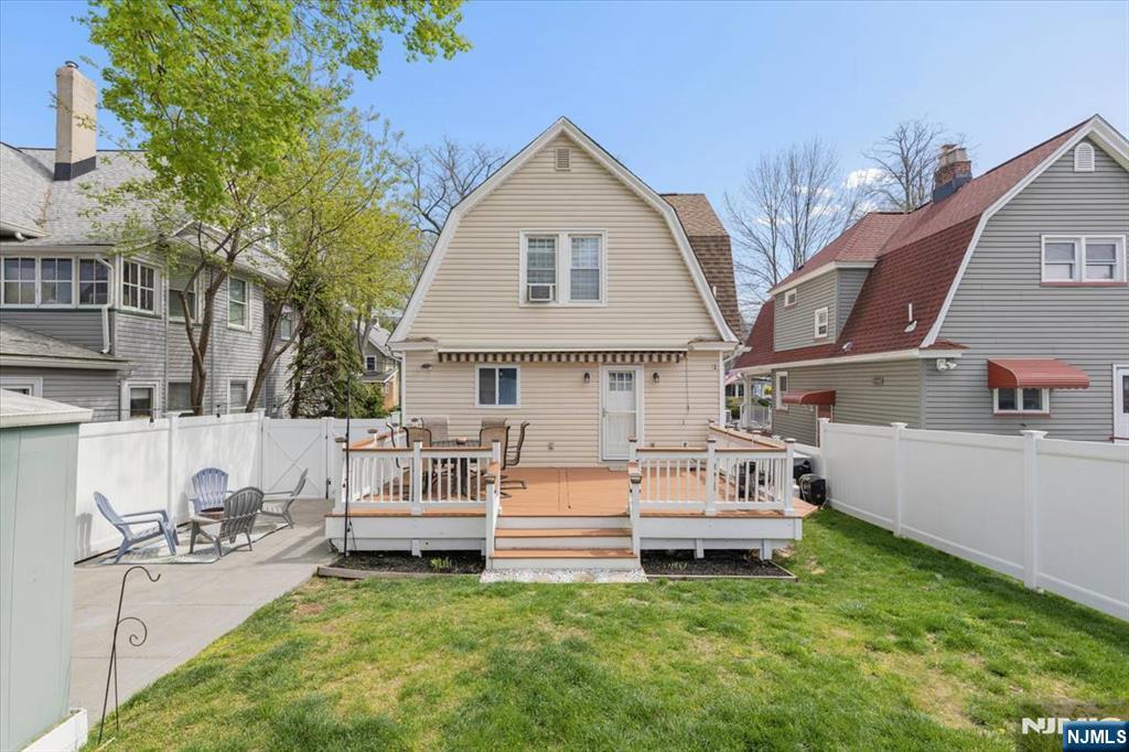 36 Hasbrouck Place, Rutherford, NJ, 07070