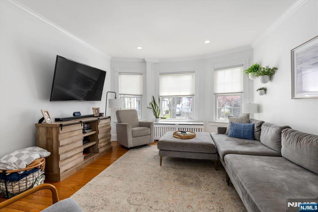 36 Hasbrouck Place, Rutherford, NJ, 07070
