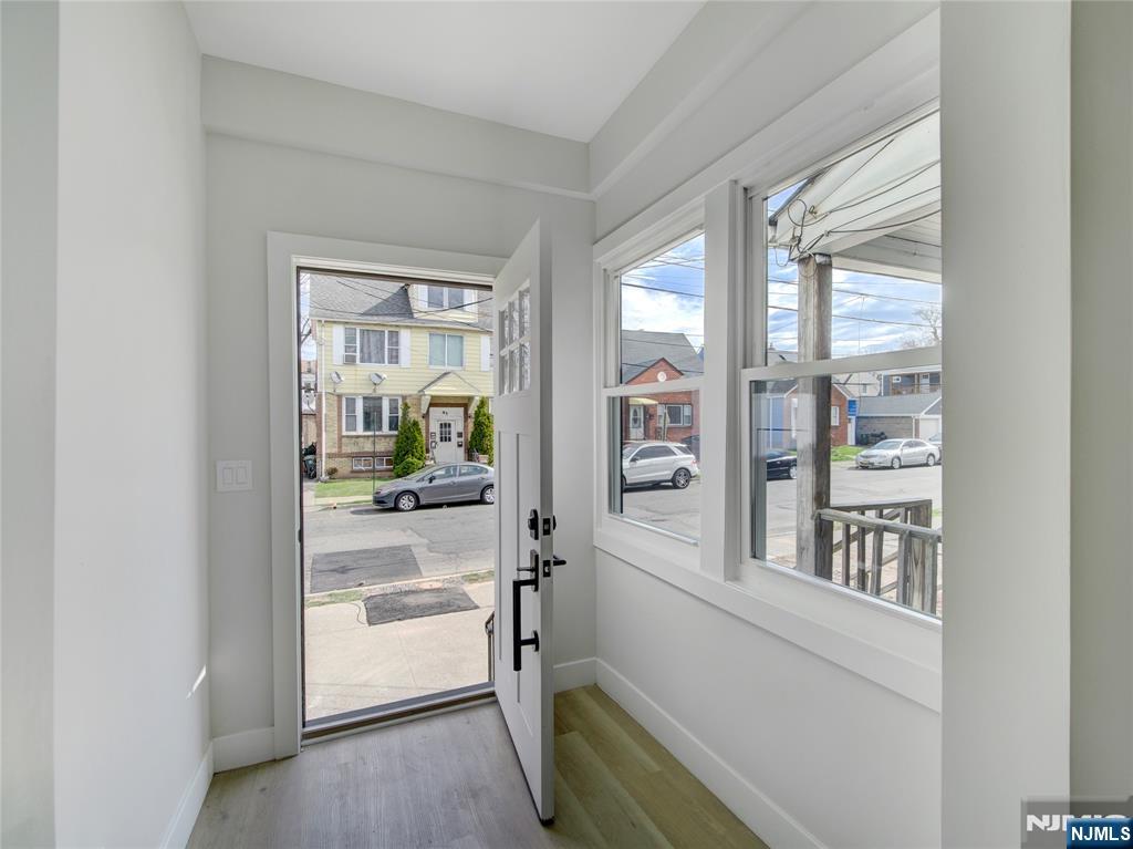 88 Paine Avenue - Photo 2