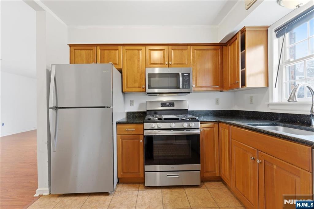 179 Roseland Avenue - Photo 5