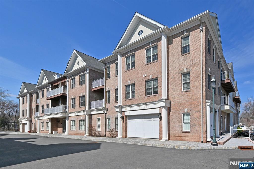 2303 Rio Vista Lane, Northvale, NJ, 07647