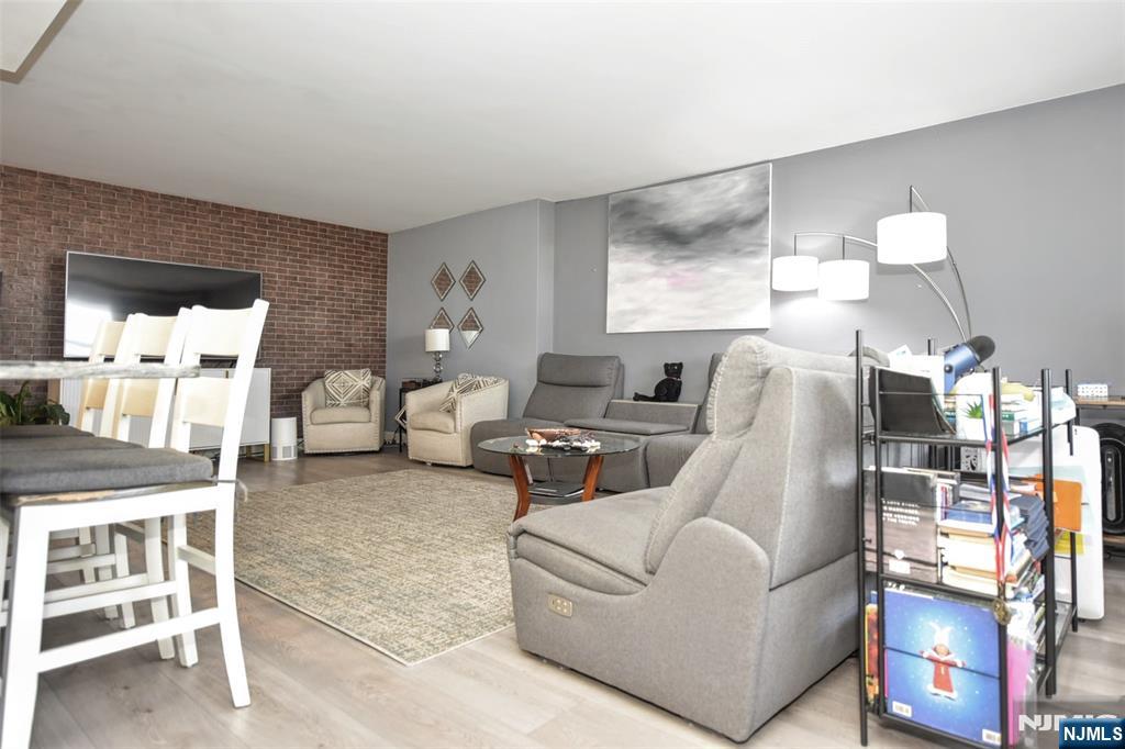 301 Beech Street #2F