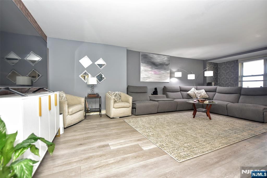 301 Beech Street #2F