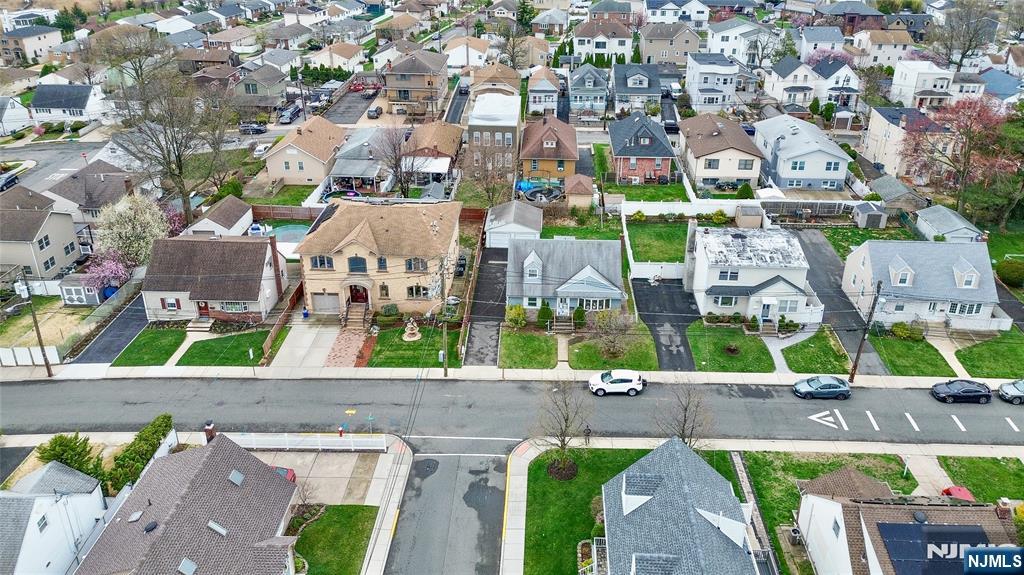 133 Franklin Street - Photo 3