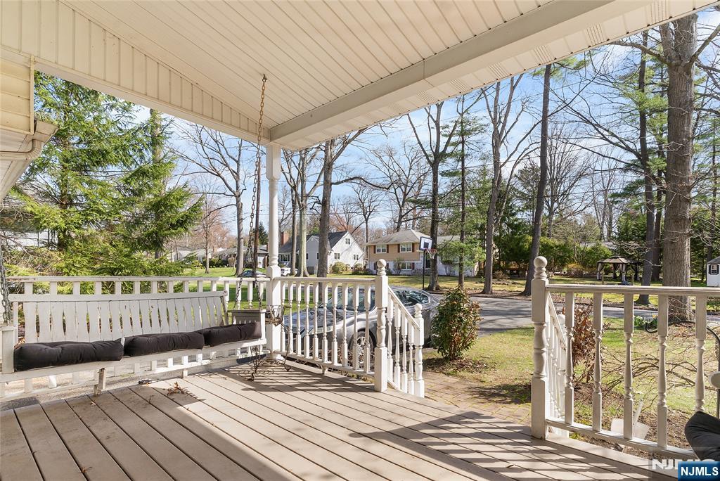 107 Buckingham Drive - Photo 3