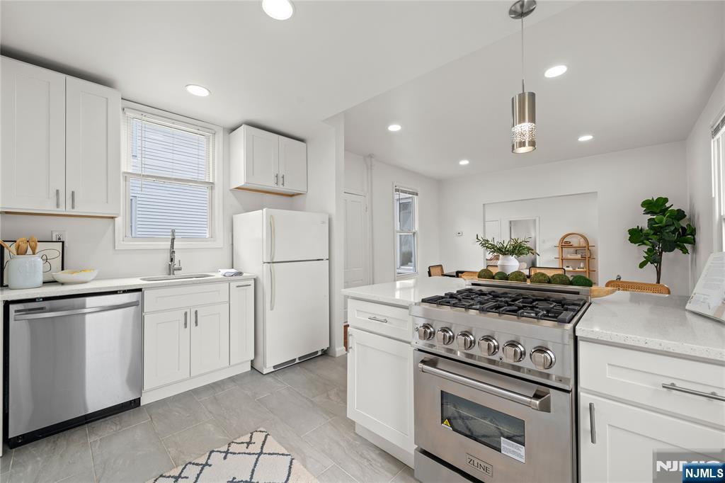 99 Brookfield Avenue