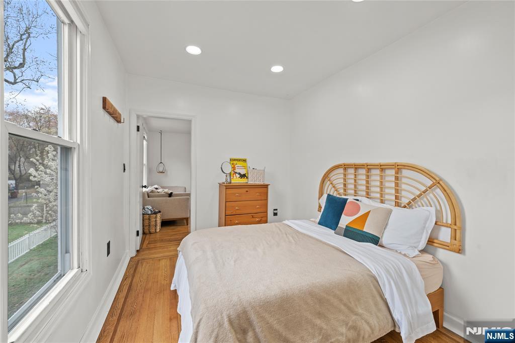 99 Brookfield Avenue