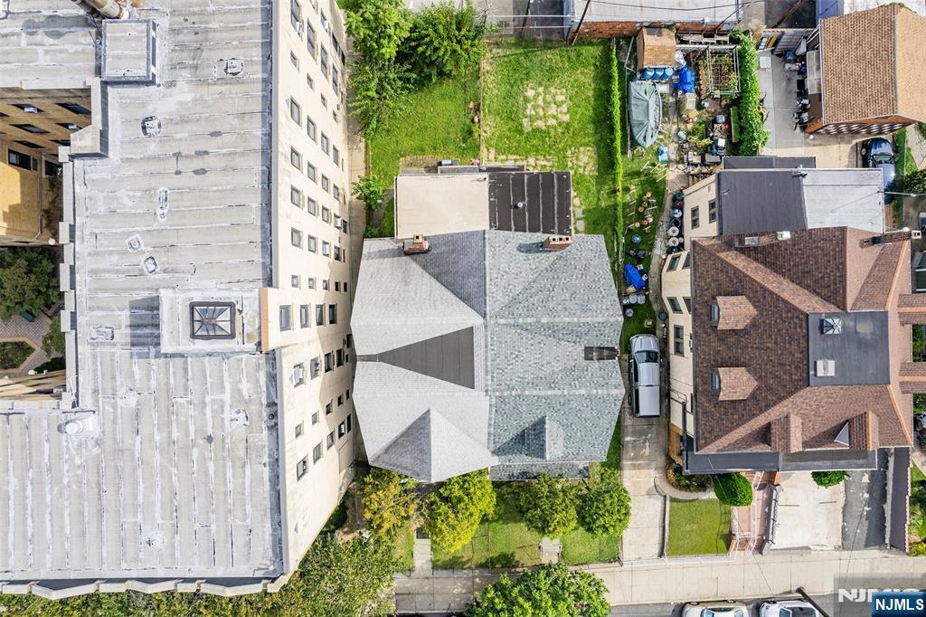 68 Danforth Avenue - Photo 3