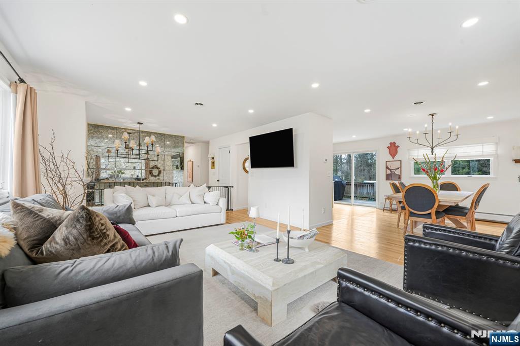 53 W Park Avenue
