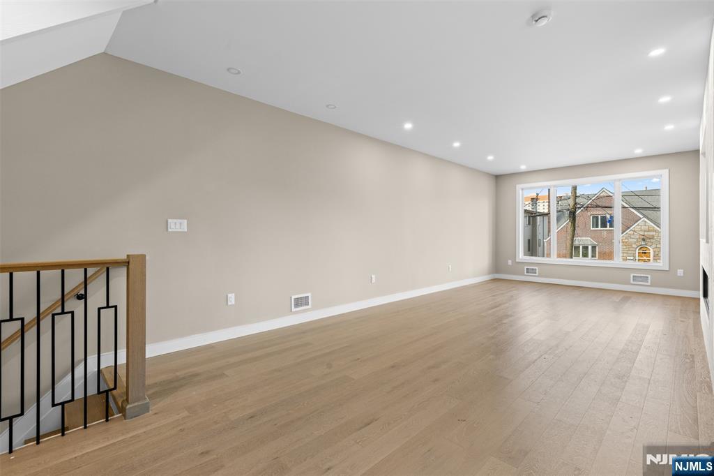 416 8th Street, Fairview, NJ 07022 Listing Photo  1
