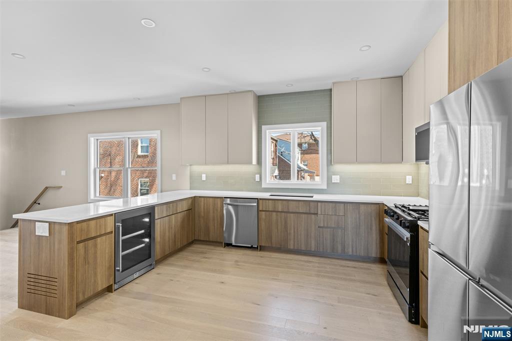 416 8th Street, Fairview, NJ 07022 Listing Photo  15