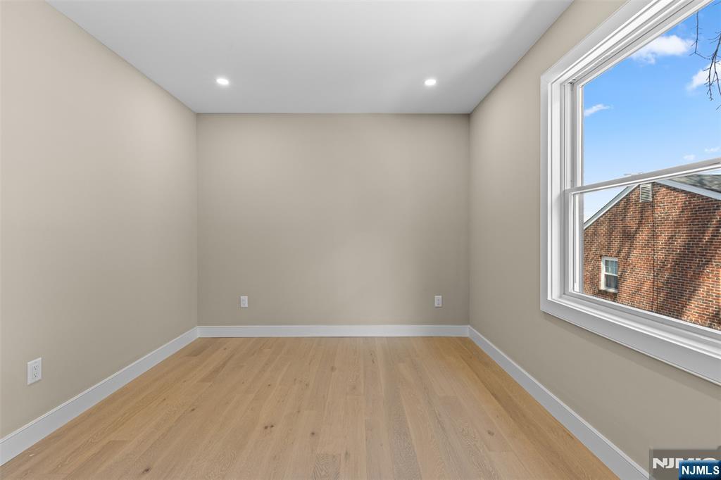 416 8th Street, Fairview, NJ 07022 Listing Photo  29