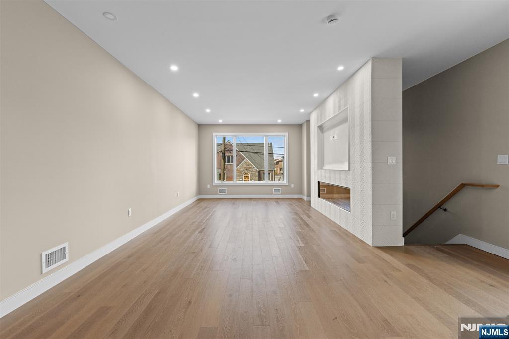 416 8th Street, Fairview, NJ 07022 Listing Photo  3