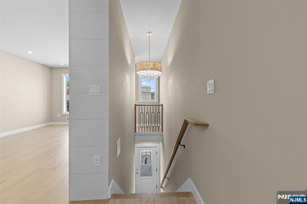 Gorgeous entry