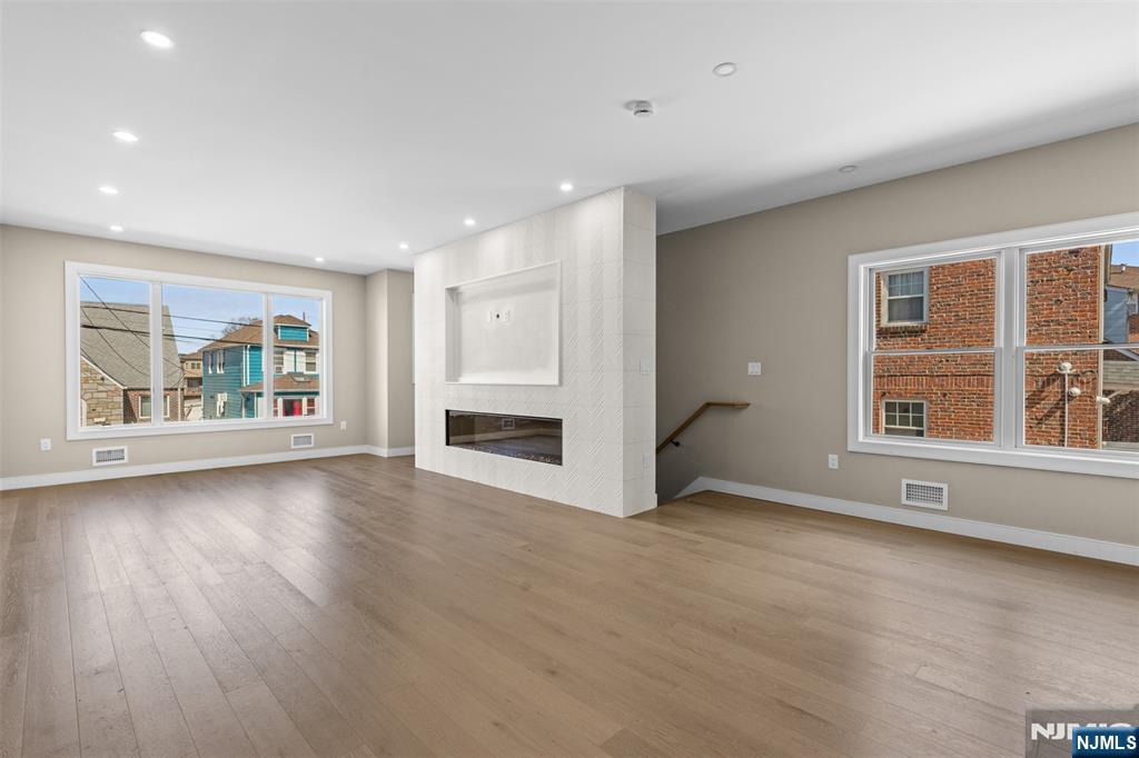 416 8th Street - Photo 5