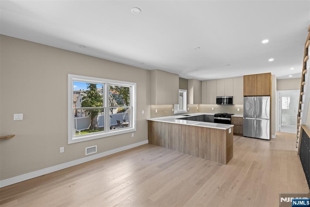 416 8th Street, Fairview, NJ 07022 Listing Photo  7